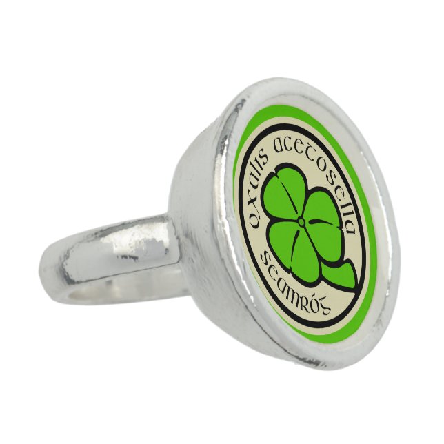 Green Shamrock Saint Patrick's Day Floral Art Ring (Side)