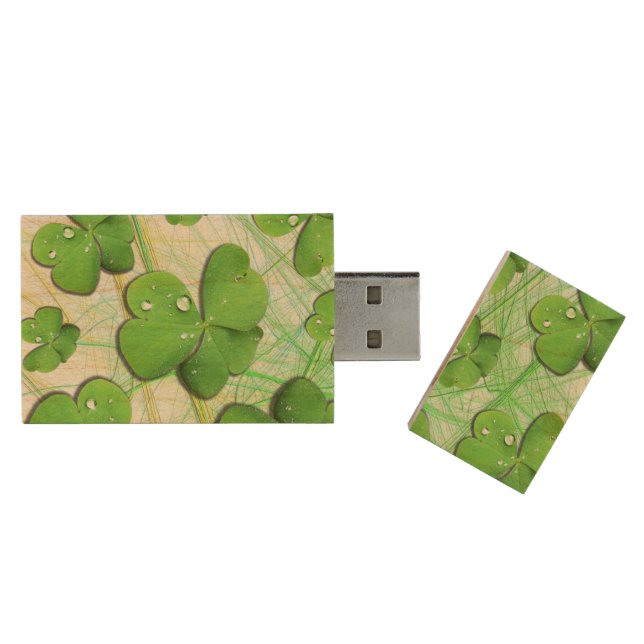 Green Shamrock St Patrick's iPhone 5 Case-Mate Wood Flash Drive (Opened)