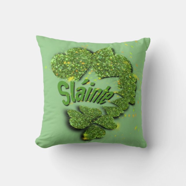 Green Shamrocks | sparkling hearts Shainte Throw Pillow (Front)
