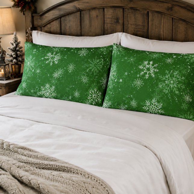 Green Snowflakes Pattern Festive Winter Holiday Pillow Case (Creator Uploaded)