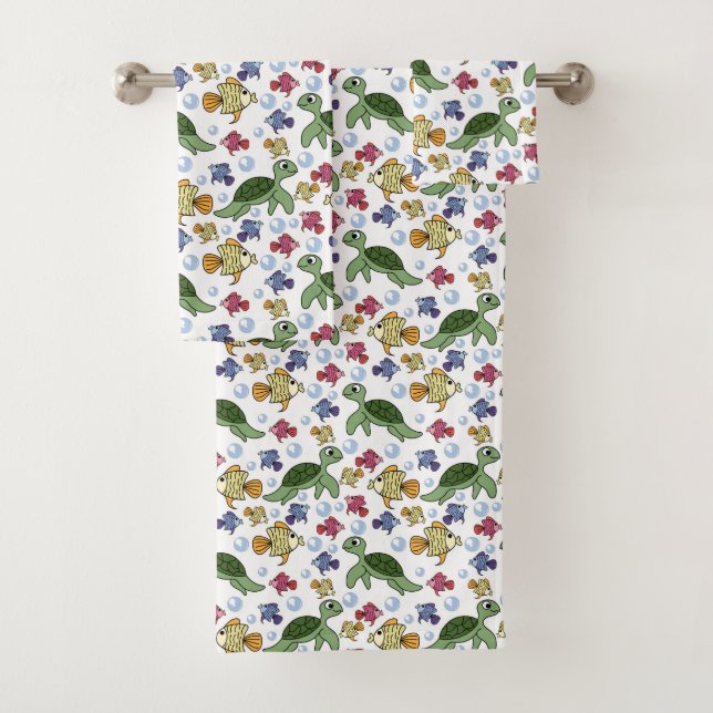 Green Turtles And Yellow Fish  Bath Towel Set (Insitu)