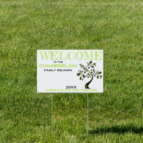 Green Welcome Family Reunion Modern Floral Tree Sign