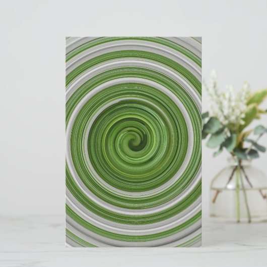 Green-white spiralpattern (Standing Front)