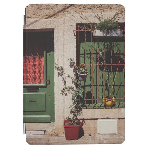 GREEN WOODEN DOOR WITH GREEN PLANT iPad AIR COVER