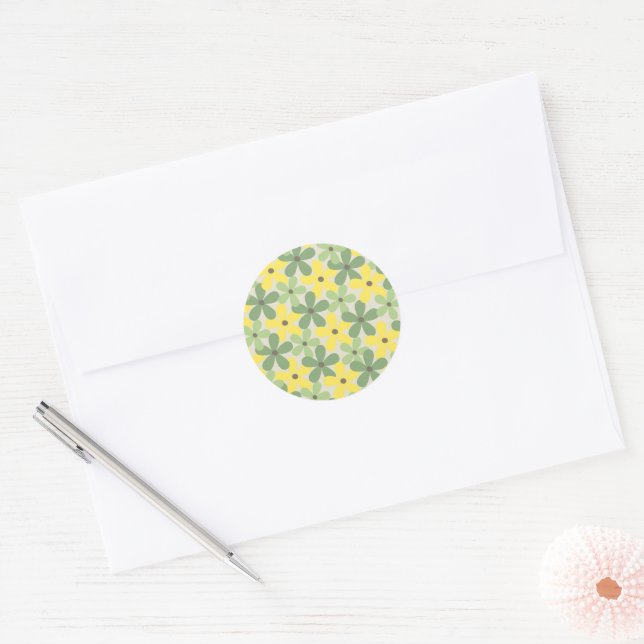 Green Yellow Retro Y2K 70s Flower Pattern Classic Round Sticker (Envelope)