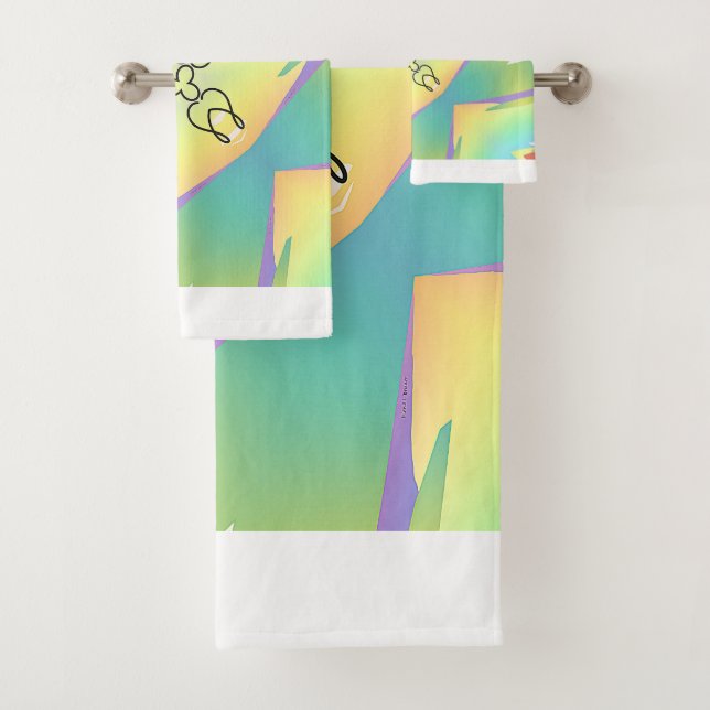 Green Yellow Three Point Geo  Bath Towel Set (Insitu)