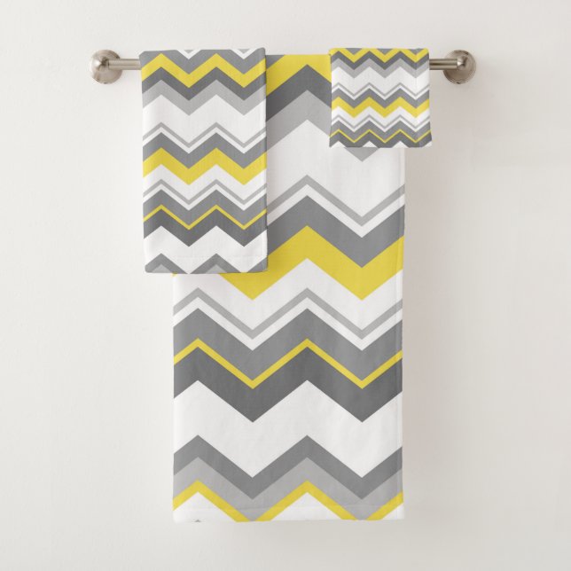Grey and yellow zigzags bath towel set (Insitu)