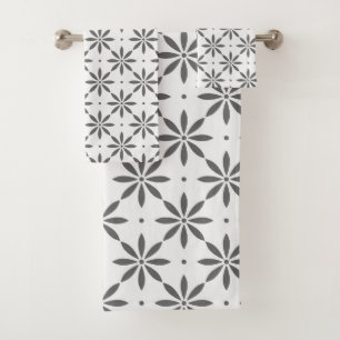 Grey floral pattern Towel