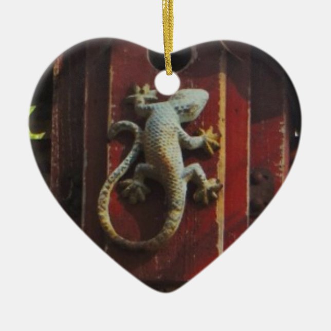 grey lizard on worn wood ceramic ornament (Front)