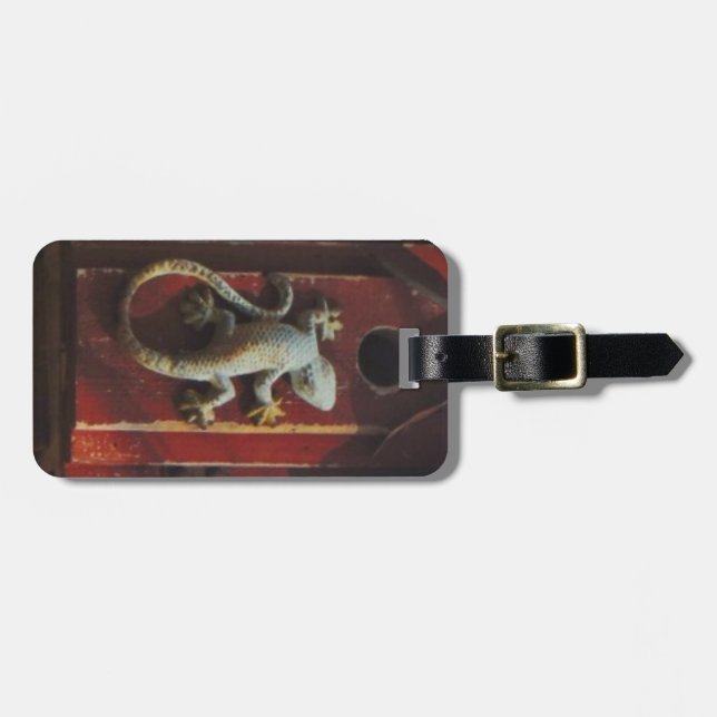 grey lizard on worn wood luggage tag (Front Horizontal)
