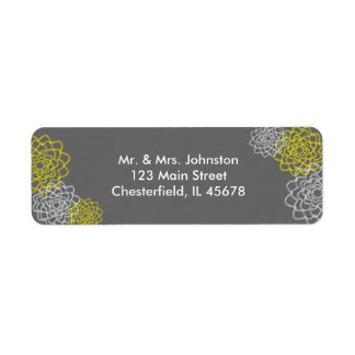 Grey/Yellow Sketched flowers Label