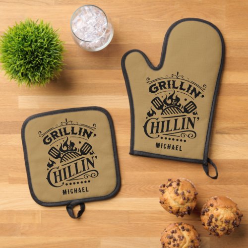 Grillin and Chillin Personalized  Oven Mitt  Pot Holder Set