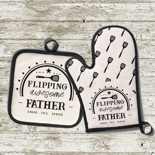Grilling Flipping Awesome Father Oven Mitt  Pot Holder Set