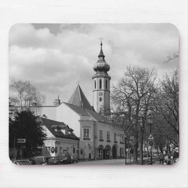 Grinzinger Pfarrkirche Mouse Pad (Front)
