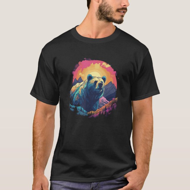 Grizzly Bear Outdoor Nature Alaska Hunting Hiking  T-Shirt (Front)