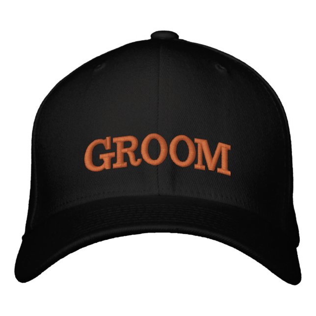 GROOM embroidered baseball cap gold / black (Front)