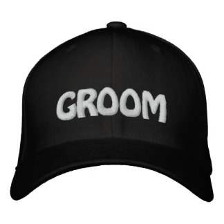 GROOM EMBROIDERED BASEBALL HAT
