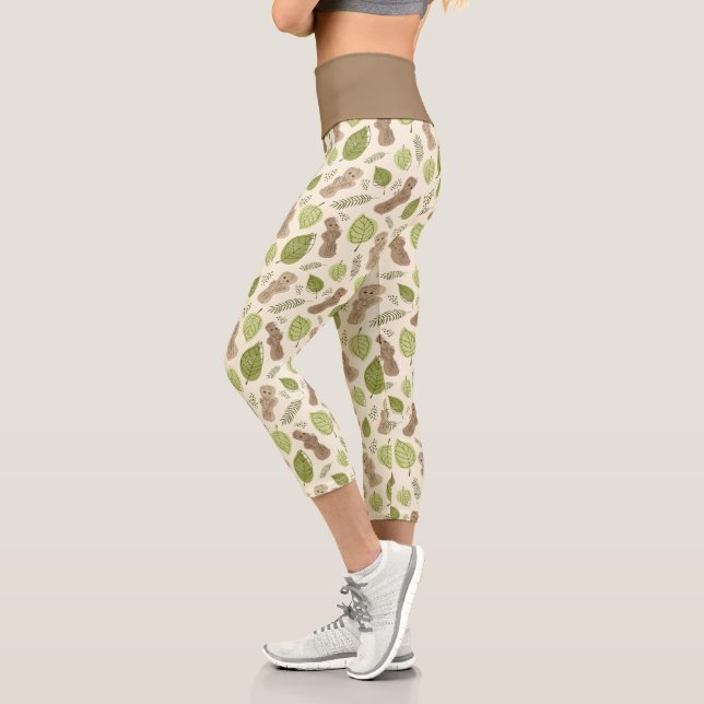 Groot Foliage Pattern Capri Leggings (Left)
