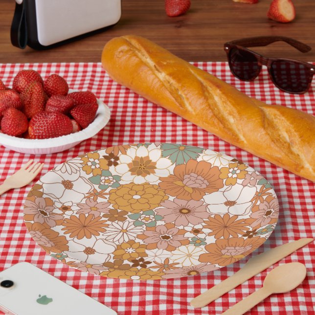 Groovy Boho 70s Flowers Pattern Paper Plates (Picnic)