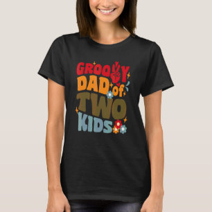 Groovy Dad Of Two Kids Retro Wavy 70s Vintage Fath T-Shirt