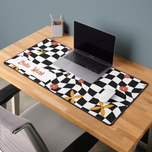 Groovy Daisy Floral Checkerboard Y2K 90s  Desk Mat