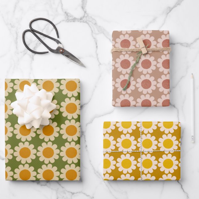 Groovy Daisy  Wrapping Paper Sheets (Front)