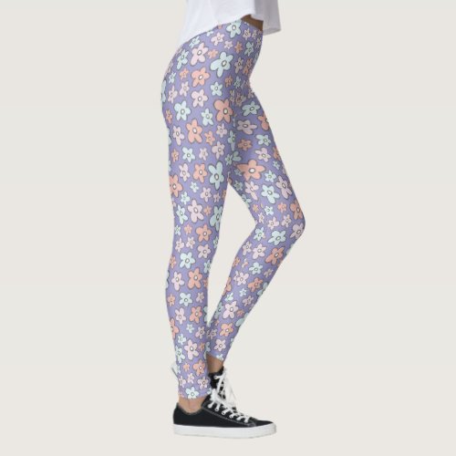 Groovy doodle flower pattern leggings