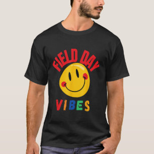 Groovy Field Day 2023  Field Day Vibes Teacher 3 T-Shirt