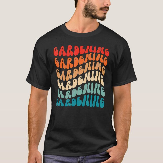 Groovy Gardening For Girl Women Retro 70s Hippie B T-Shirt (Front)