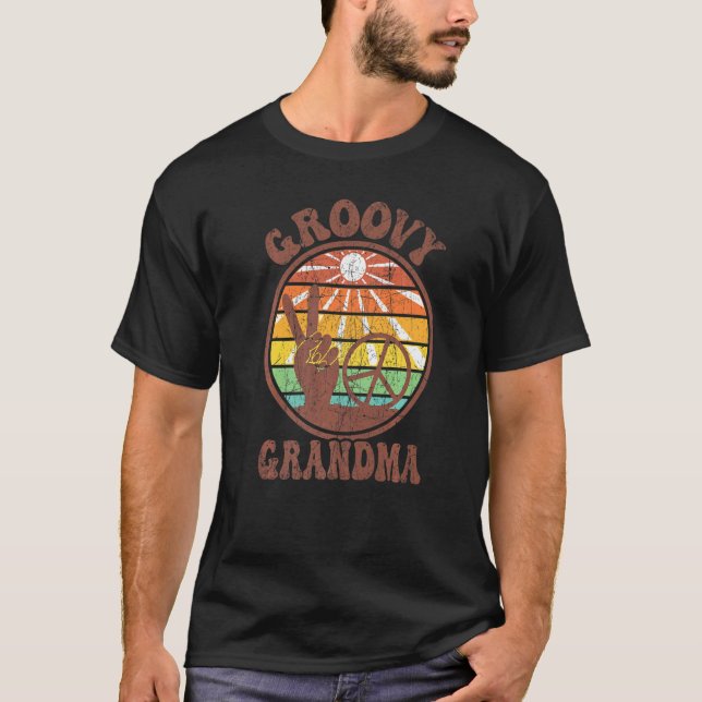 Groovy Grandma 70s Aesthetic Nostalgia 1970's Retr T-Shirt (Front)