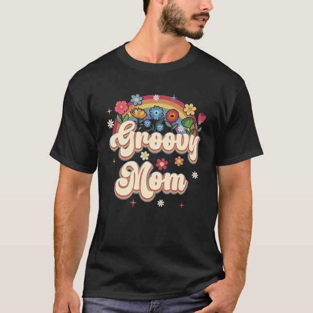 Groovy Mom Retro Hippie Peace Sign Floral Mothers  T-Shirt (Front)