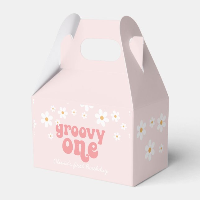 Groovy One Retro Pink Daisy Favor Favor Box (Front Side)