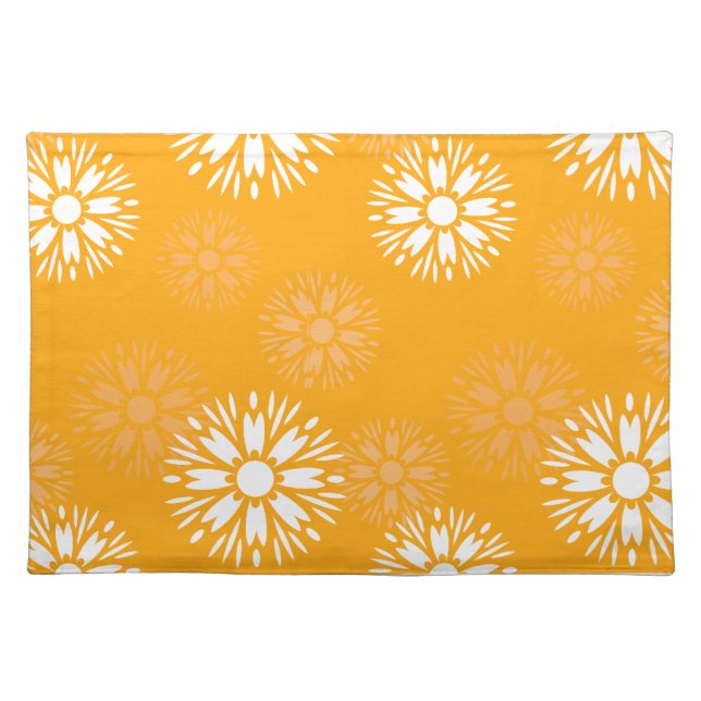 Groovy Orange Daisy Flower Retro Floral Pattern Placemat (Front)