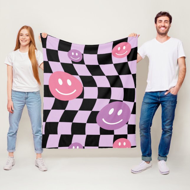 Groovy Retro Smiley Checkerboard, Y2K 90s   Fleece Blanket (In Situ)