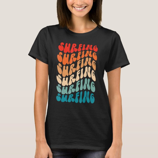 Groovy Retro Surfing Girl Retro 70s Hippie Boho Vi T-Shirt (Front)
