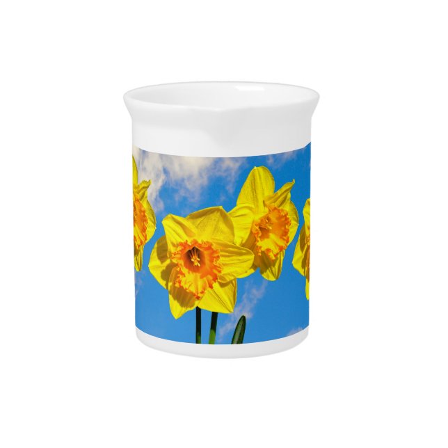 Group of Daffodils Gold Medal flowers Beverage Pitcher (Front)