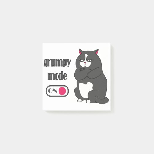 Grumpy mode on funny fat cat  post_it notes