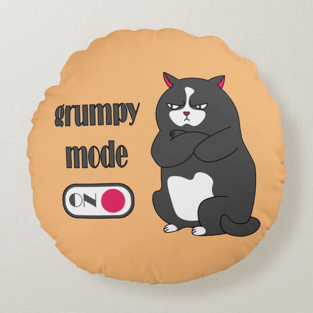 Grumpy mode on funny fat cat   round pillow (Front)