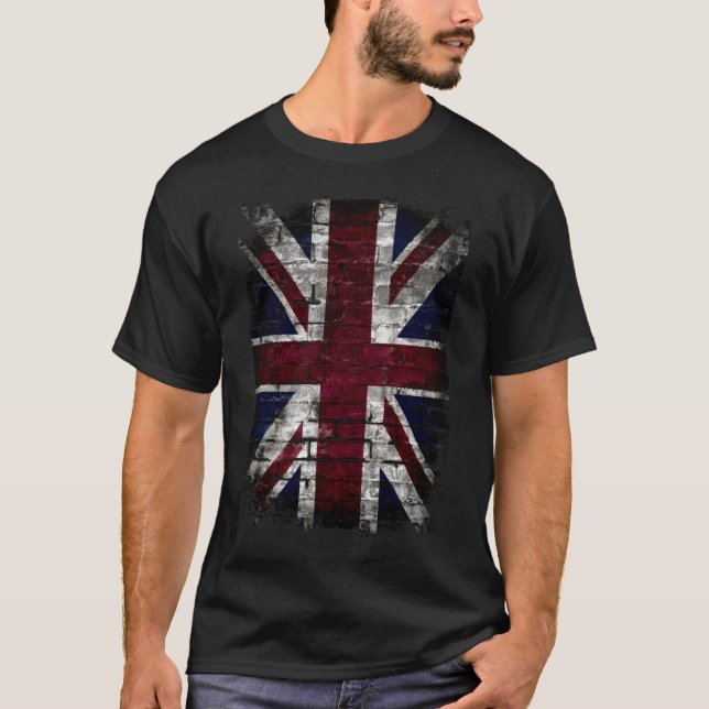 Grunge British Flag Uk Distress Punk Style T-Shirt (Front)
