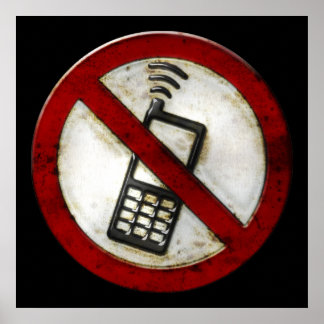 Grunge 'NO PHONE ZONE' Sign - eerie poster