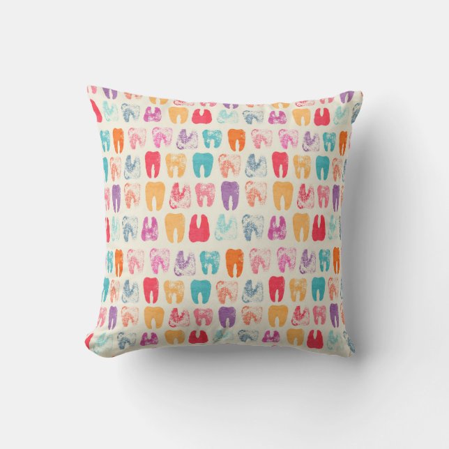 Grunge Tooth Pattern Throw Pillow (Front)