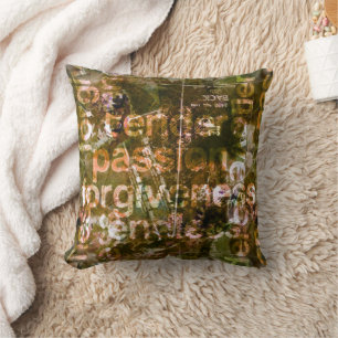 Grunge Valentine Throw Pillow