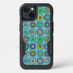 Grungy Retro Blue Circle Pattern iPhone 13 Case