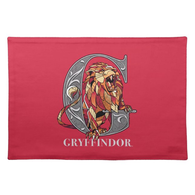 GRYFFINDOR™ Crosshatched Emblem Cloth Placemat (Front)