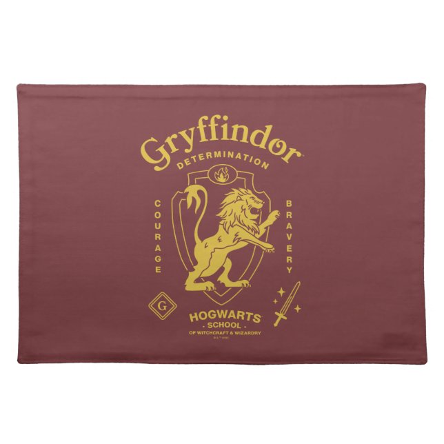 GRYFFINDOR™ Determination Courage Bravery Crest Cloth Placemat (Front)
