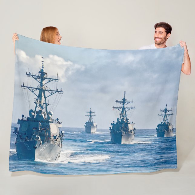 GUIDED-MISSILE DESTROYER – DDG-59 FLEECE BLANKET (In Situ)