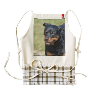 Guileless Rottweiler Zazzle HEART Apron
