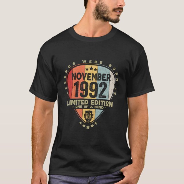 Guitar Pick - Legends Were Born In November 1992 G T-Shirt (Front)