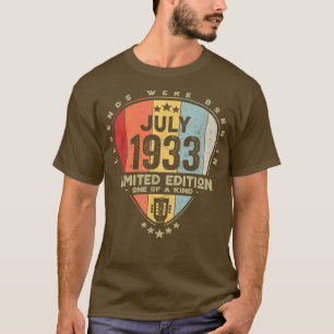 Guitar PickLegends Were Born In July 1933 Guitar T-Shirt