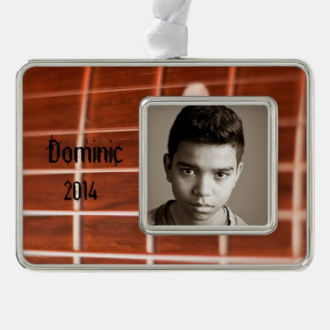 Guitar strings ornament (Front)